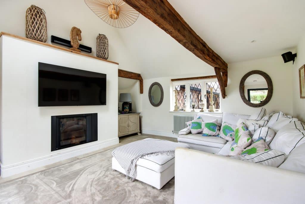 GREAT HAYSDEN kent farmhouse countryside shoot location house 62755 033