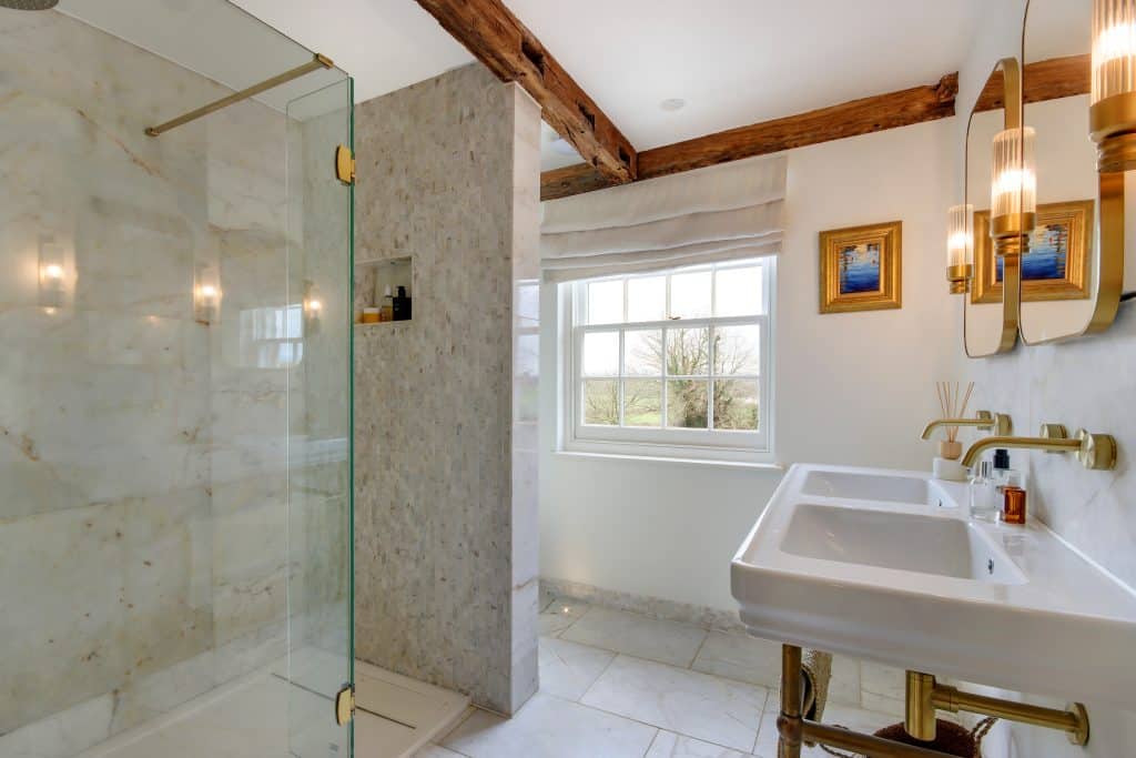 GREAT HAYSDEN kent farmhouse countryside shoot location house 62755 045