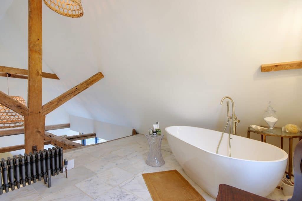 GREAT HAYSDEN kent farmhouse countryside shoot location house 62755 049