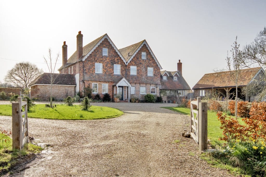 GREAT HAYSDEN kent farmhouse countryside shoot location house 62755 2 090