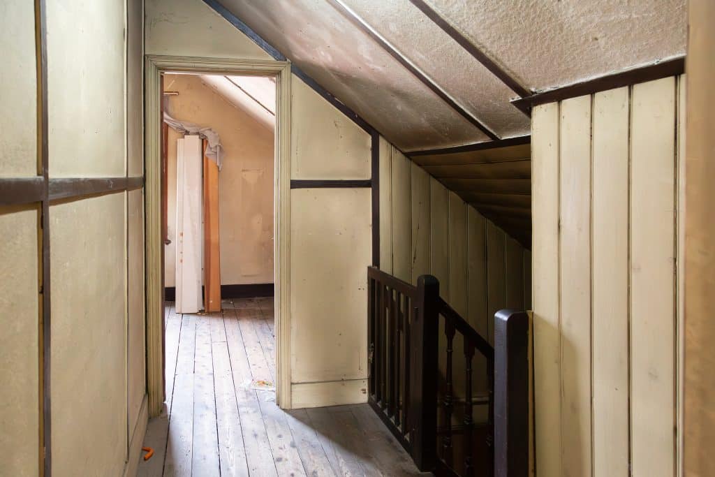 KINGSTON HOUSE south west london vacant derelict location house IM2A9682
