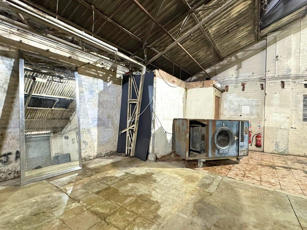 PAGES WALK south east london industrial warehouse shoot location 33. Pages Walk - Film Location & Event Space