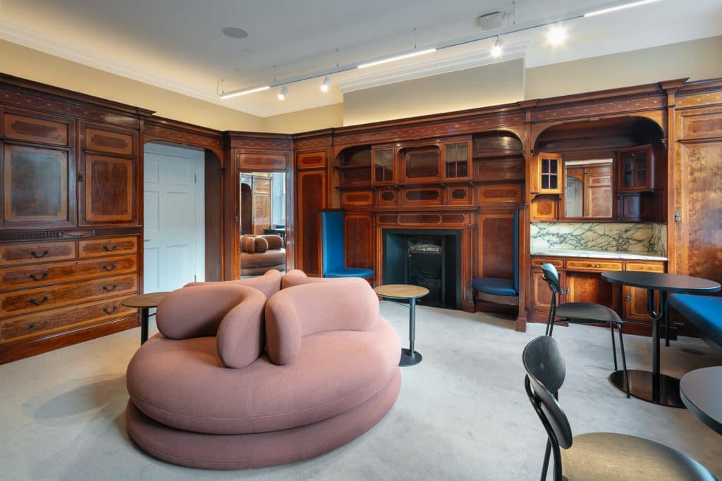 PORTLAND PLACE central london office co working shoot location 33 Hale House 3Z7A9061