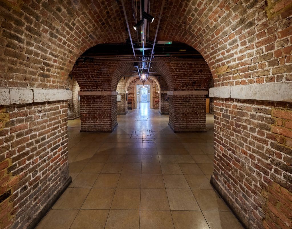 SMITH SQUARE HALL westminster traditional london shoot location Crypt 7mm with no player posters copy
