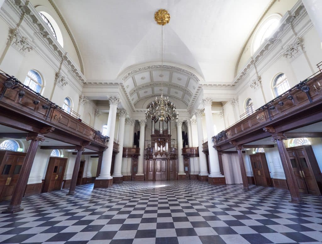 SMITH SQUARE HALL westminster traditional london shoot location P1145950