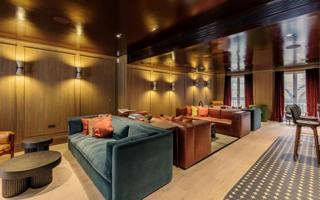 THE BEDFORD central london bar venue shoot location JodaWmGppPqD 22 Bedford Sq bar4 1