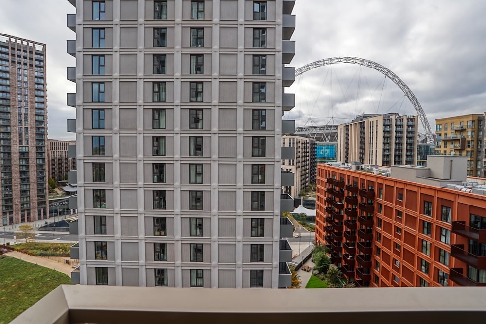 WEMBLEY APARTMENTS modern contemporary apartment flat shoot location Wembley Park Apartment Shoot Sola & Luna 17.10.25 MG 5116