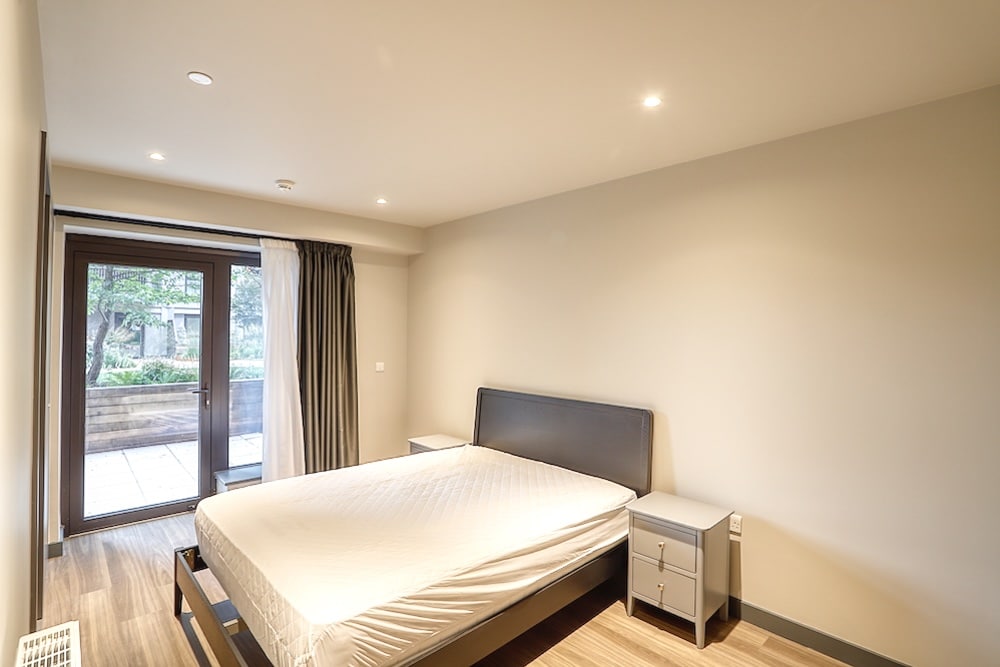 WEMBLEY APARTMENTS modern contemporary apartment flat shoot location Wembley Park Apartment Shoot Sola & Luna 17.10.25 MG 5691