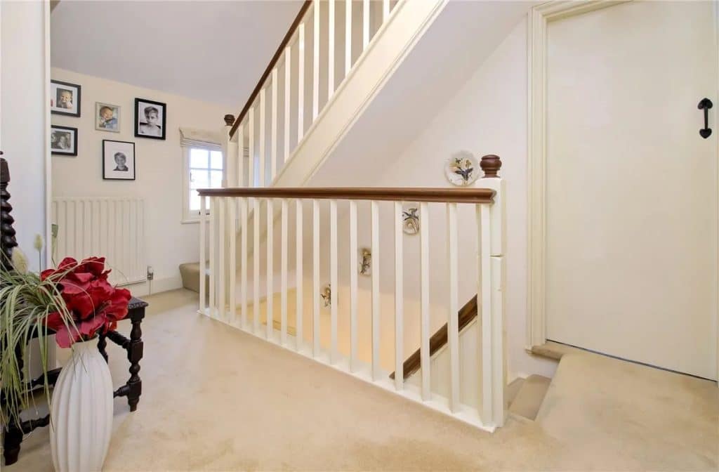 LITTLEDALE hertfordshire country traditional location house scrubbitts 17