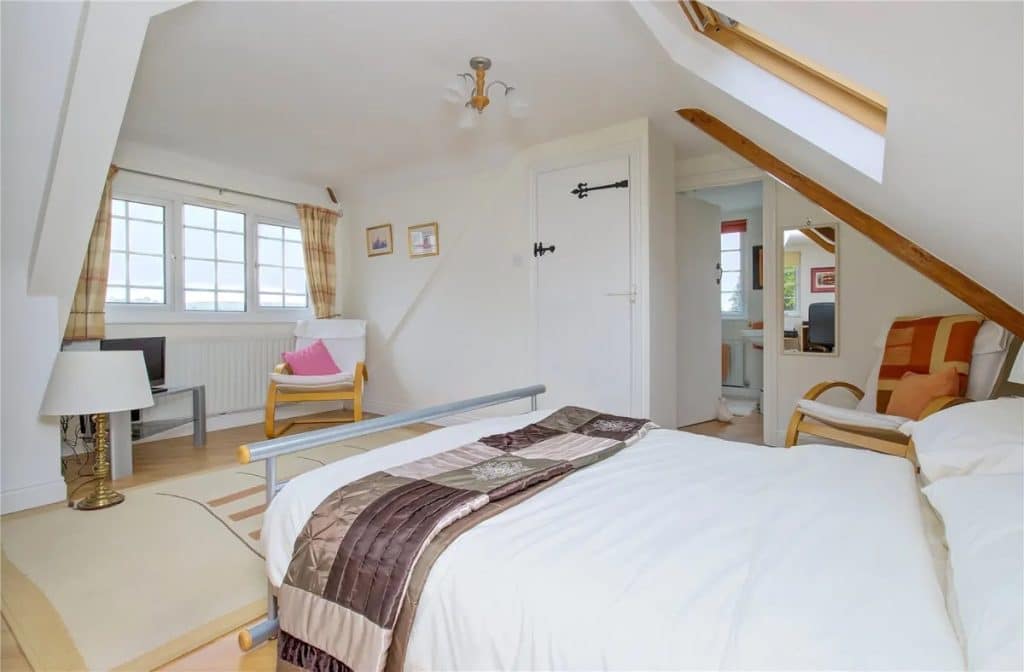 LITTLEDALE hertfordshire country traditional location house scrubbitts 18