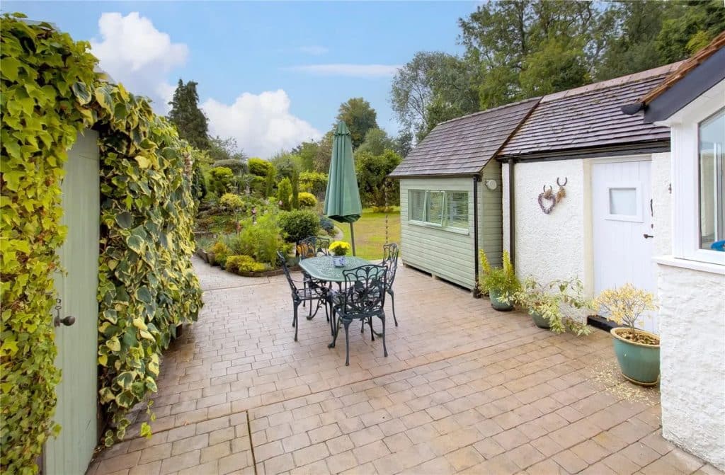 LITTLEDALE hertfordshire country traditional location house scrubbitts 20