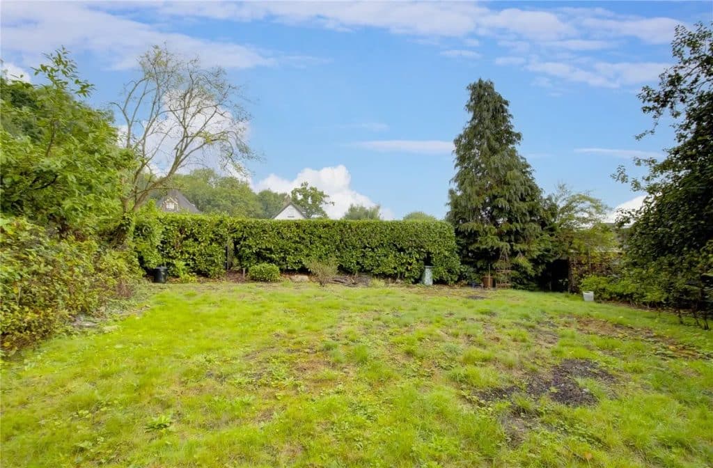 LITTLEDALE hertfordshire country traditional location house scrubbitts 25