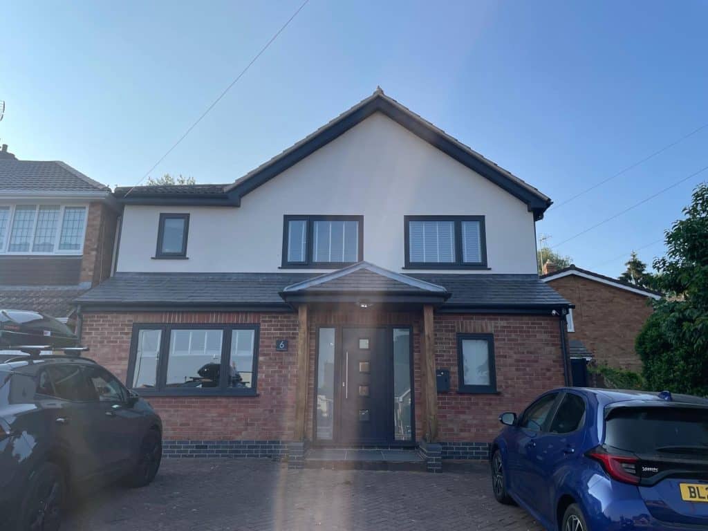 LOGAN HOUSE everyday shoot location leicester location house Photo 17 07 2026, 19 07 17 (1)