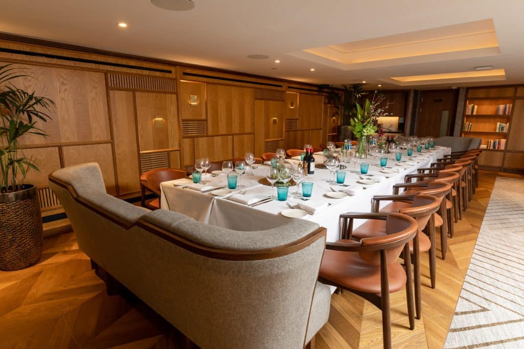 MIDDLE EIGHT covent garden central london modern luxury hotel shoot location Balcony - Long table dinner
