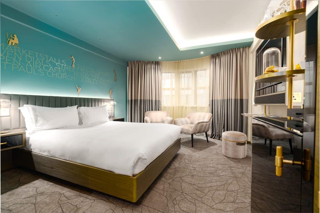 MIDDLE EIGHT covent garden central london modern luxury hotel shoot location Classic Room