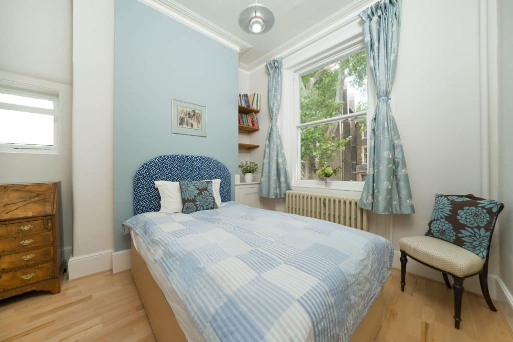 Netteswell House east london everyday location house with garden 05