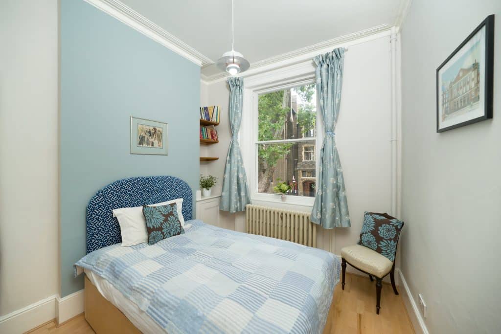 Netteswell House east london everyday location house with garden 07