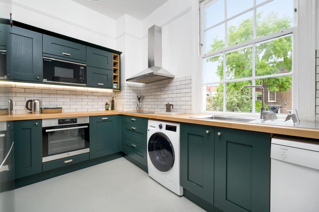 Netteswell House east london everyday location house with garden 12
