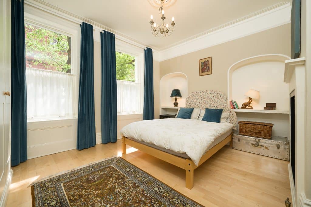 Netteswell House east london everyday location house with garden 24