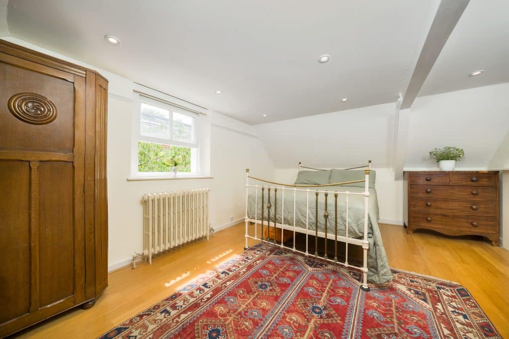 Netteswell House east london everyday location house with garden 45