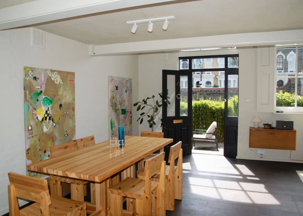 SCHOOLBELL MEWS contemporary east london shoot location house 1