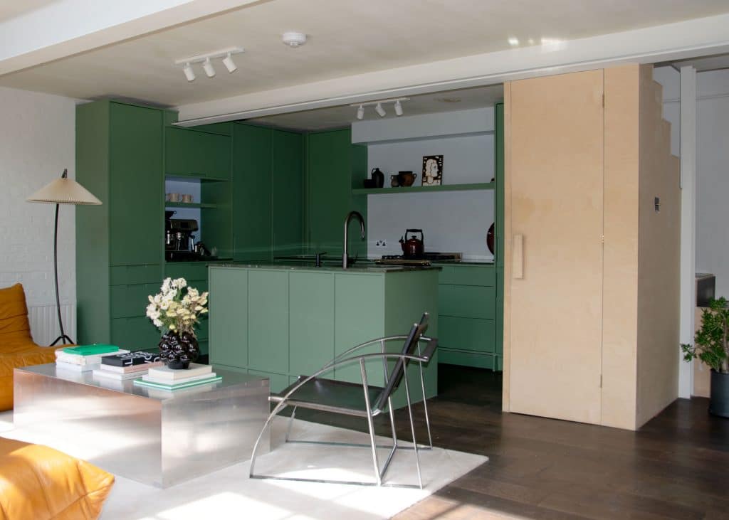 SCHOOLBELL MEWS contemporary east london shoot location house 11