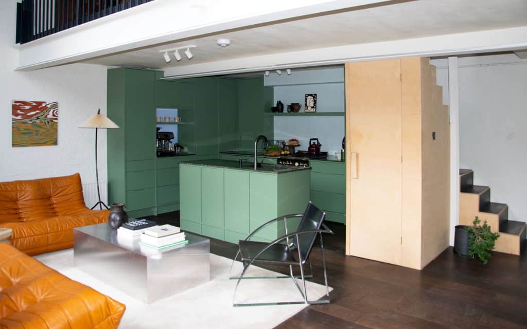 SCHOOLBELL MEWS contemporary east london shoot location house 16
