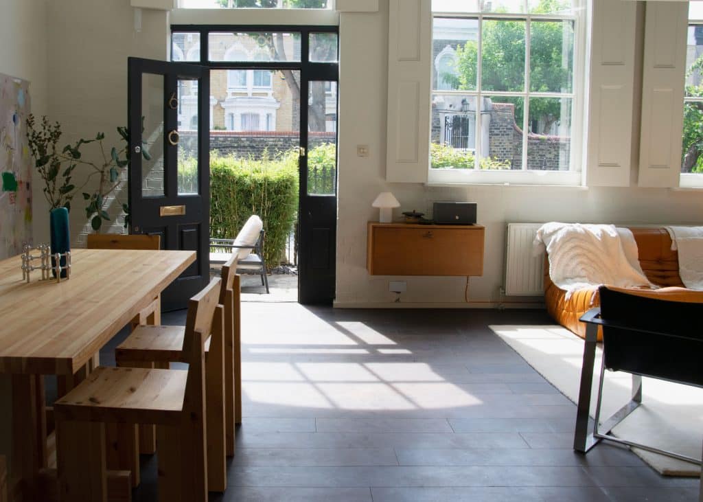 SCHOOLBELL MEWS contemporary east london shoot location house 2