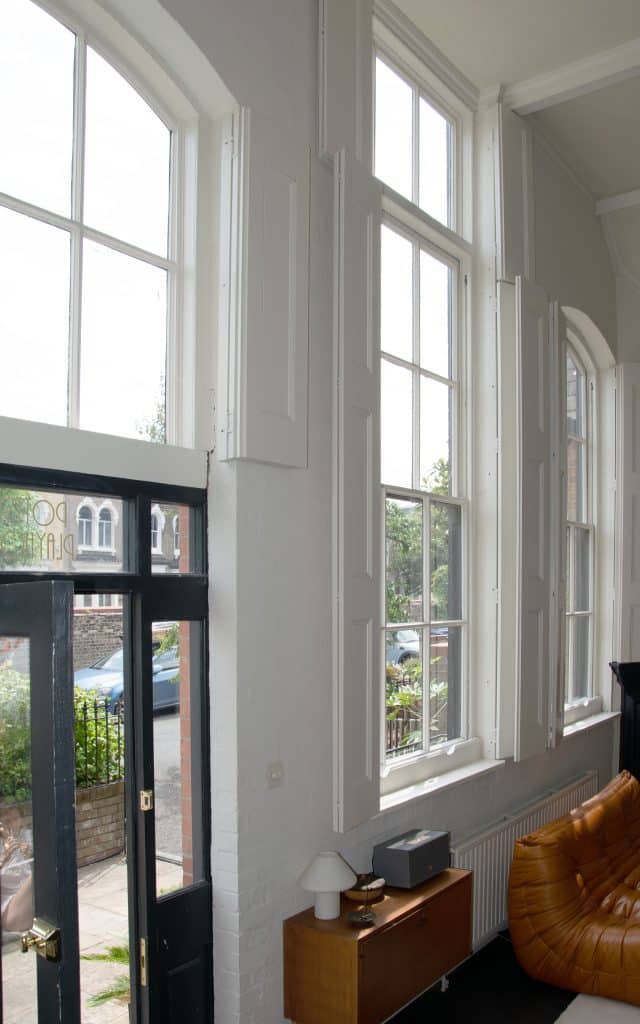 SCHOOLBELL MEWS contemporary east london shoot location house 22