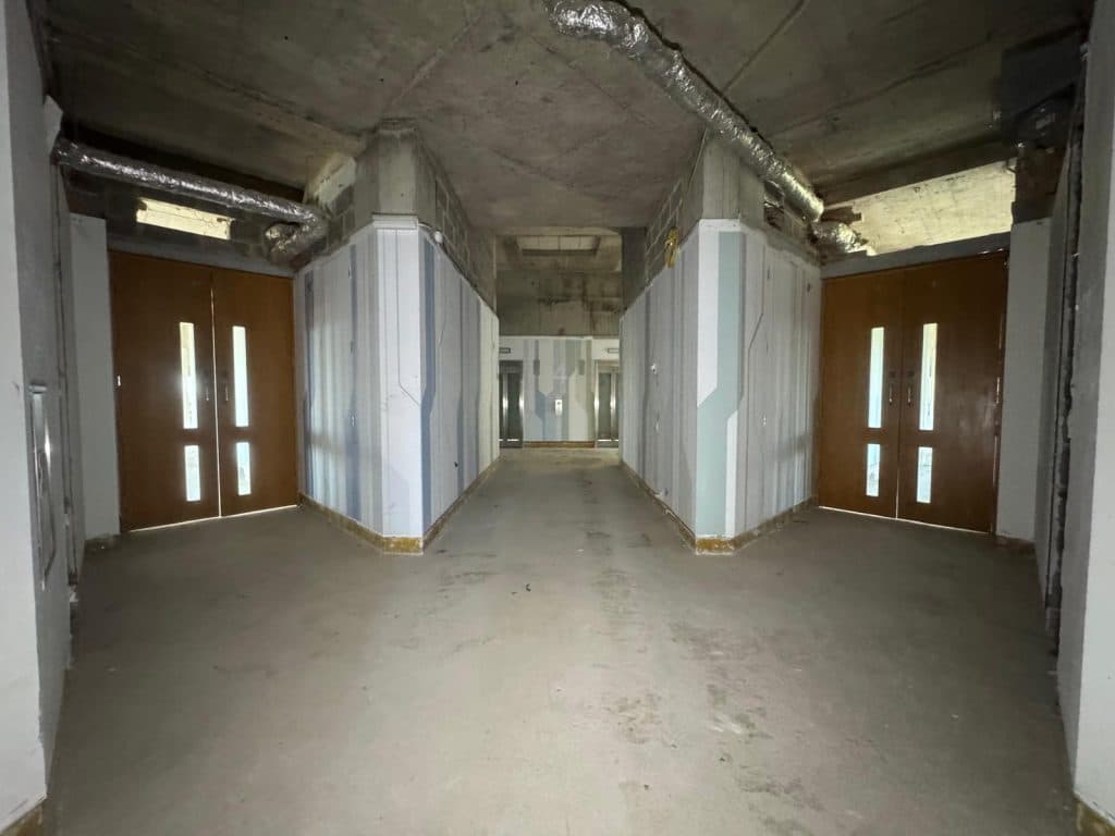 BROOKLANDS BUILDING weybridge surrey large vacant shoot location 29. Brooklands Buildng - ARK Loc