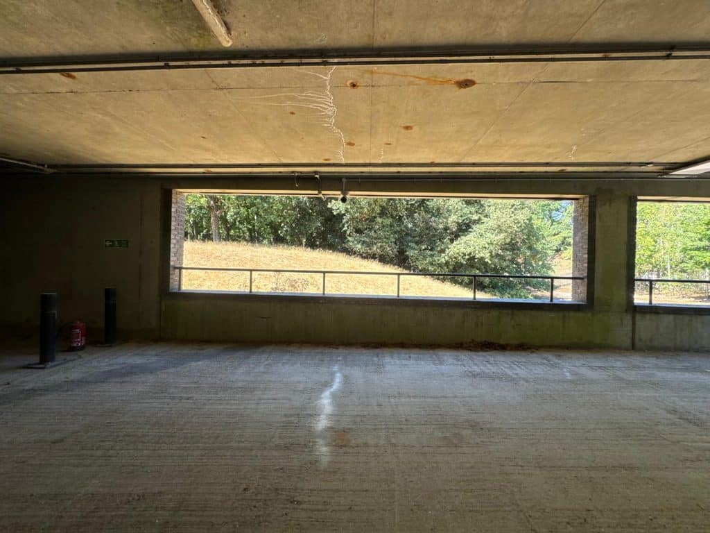 BROOKLANDS BUILDING weybridge surrey large vacant shoot location 38. Brooklands Buildng - ARK Loc