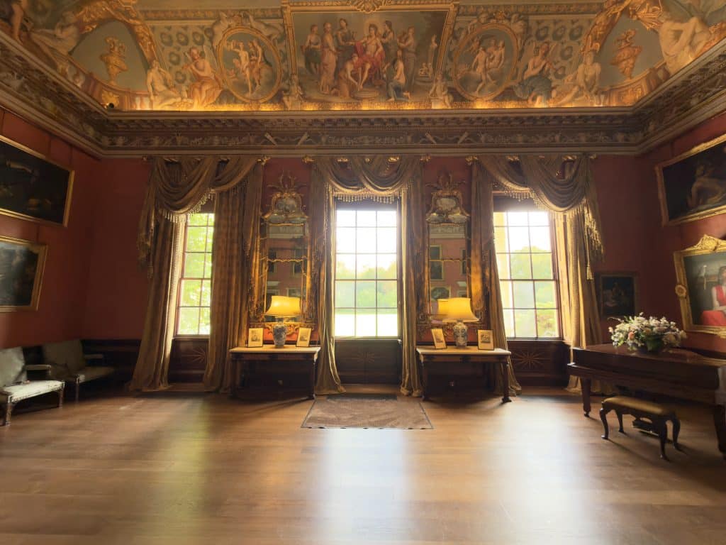 DASHWOOD HOUSE High Wycombe traditional country event venue stately shoot location IMG 2006