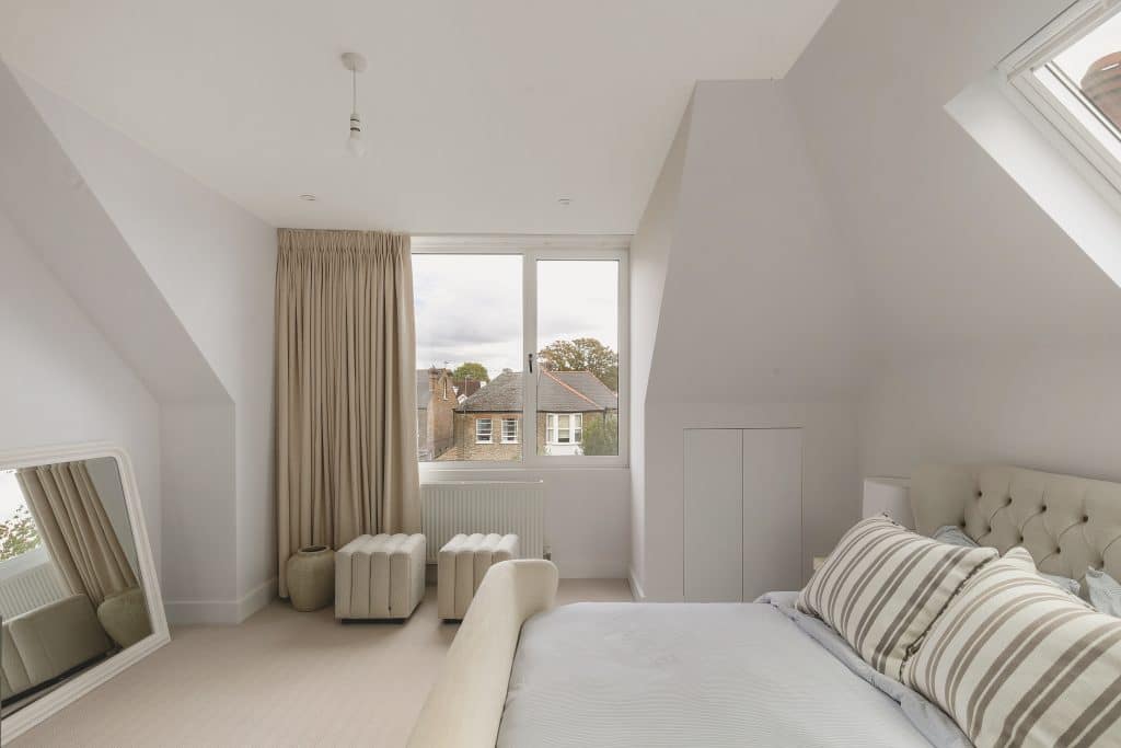 EALING COMMON edwardian bright location house west london 7 Montague Gardens W3 9PT 030
