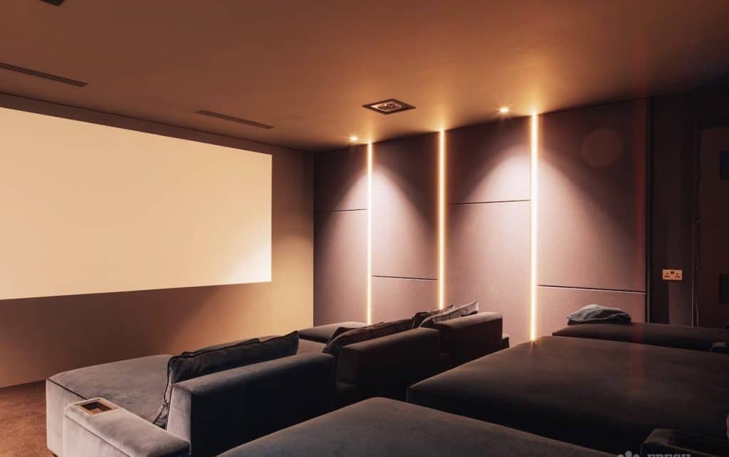 EALING HOUSE contemporary west london location house C80E7325 ADBE 4F70 8FD9 982B49E3F1E9 1 201 a