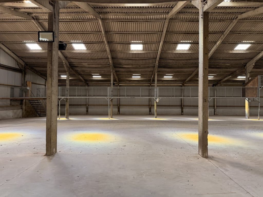 IMG 2069PROP STORE BARN - 14,000sqft Warehouse just off A404