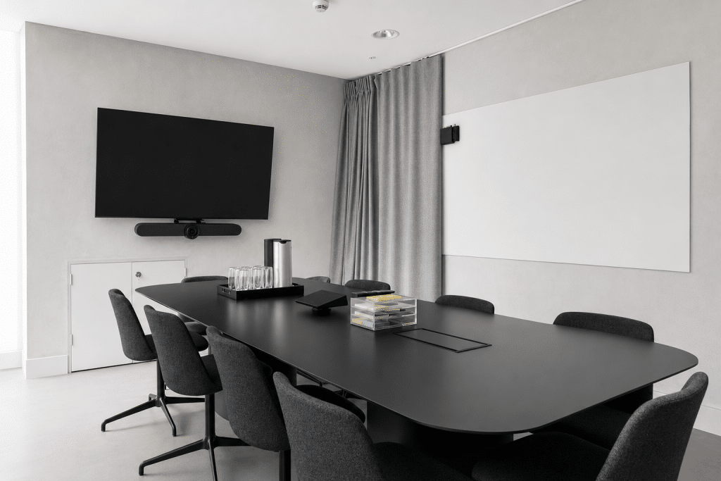 BROADWICK STUDIO event office neutral shoot location east london Meeting Room 1
