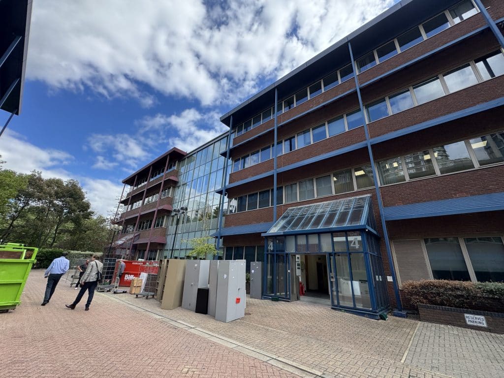CITADEL PLACE vauxhall south east london industrial locaion 108. Citadel Place - ARK Loc