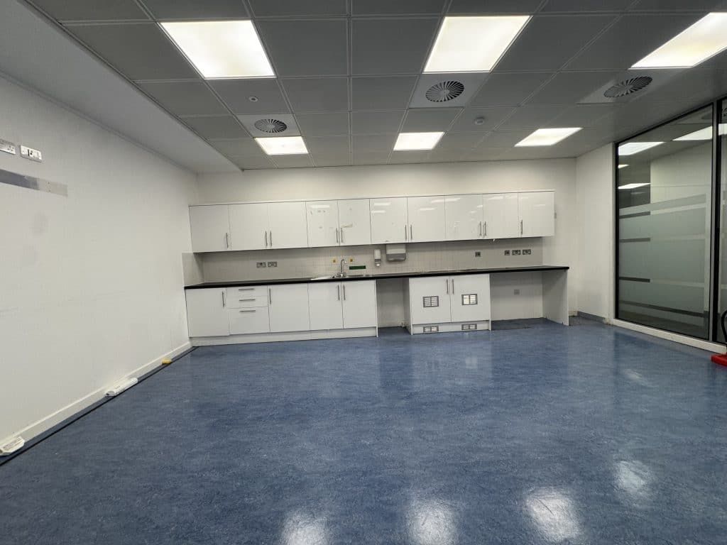 CITADEL PLACE vauxhall south east london industrial locaion 75. Citadel Place - ARK Loc