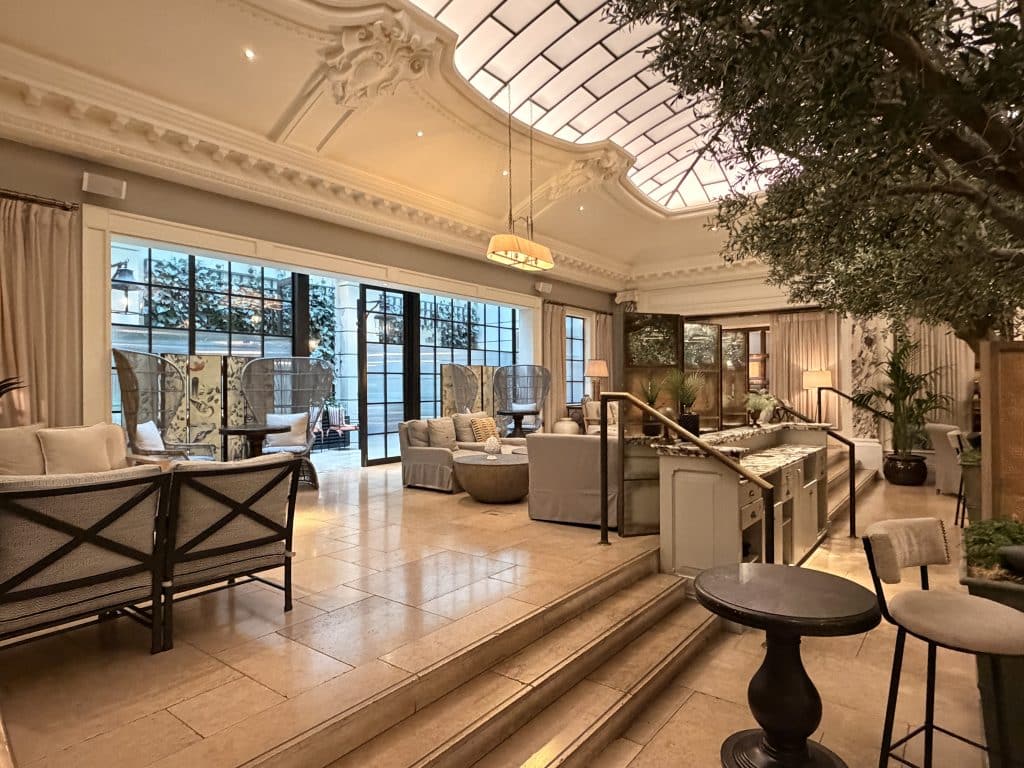 FITZROY central london hotel classic luxury shoot location IMG 2298