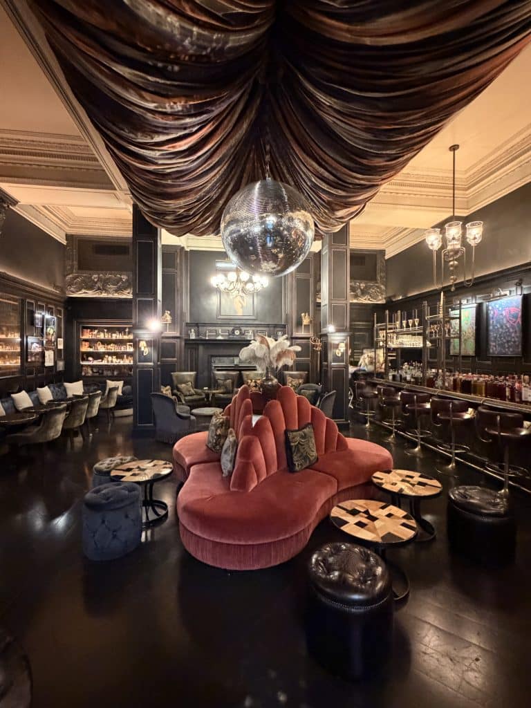 FITZROY central london hotel classic luxury shoot location IMG 2325