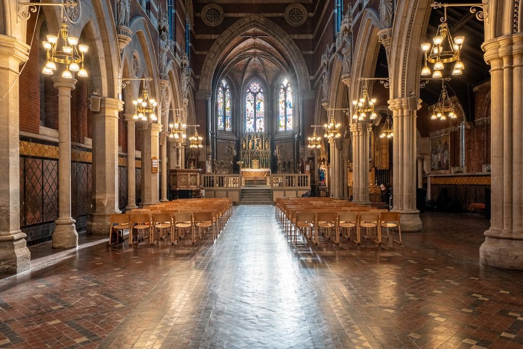 ST MARY MAGDALEN CHURCH grade i victorian church central london shoot location Photo 11 10 2026, 09 09 17