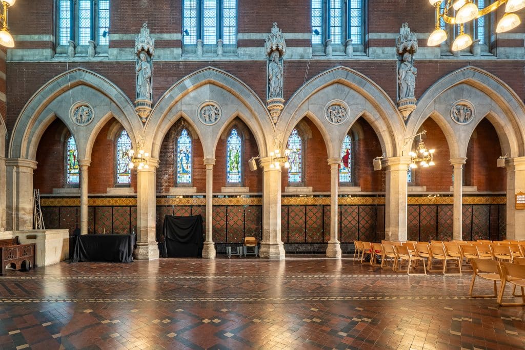 ST MARY MAGDALEN CHURCH grade i victorian church central london shoot location Photo 11 10 2026, 09 11 23