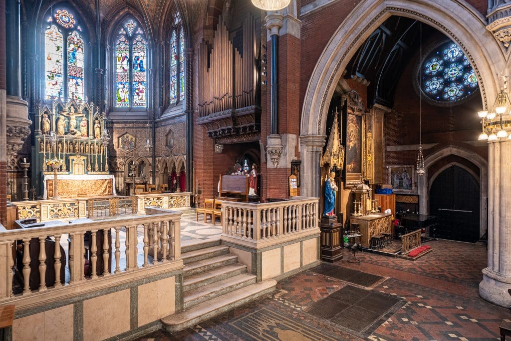 ST MARY MAGDALEN CHURCH grade i victorian church central london shoot location Photo 11 10 2026, 09 31 19