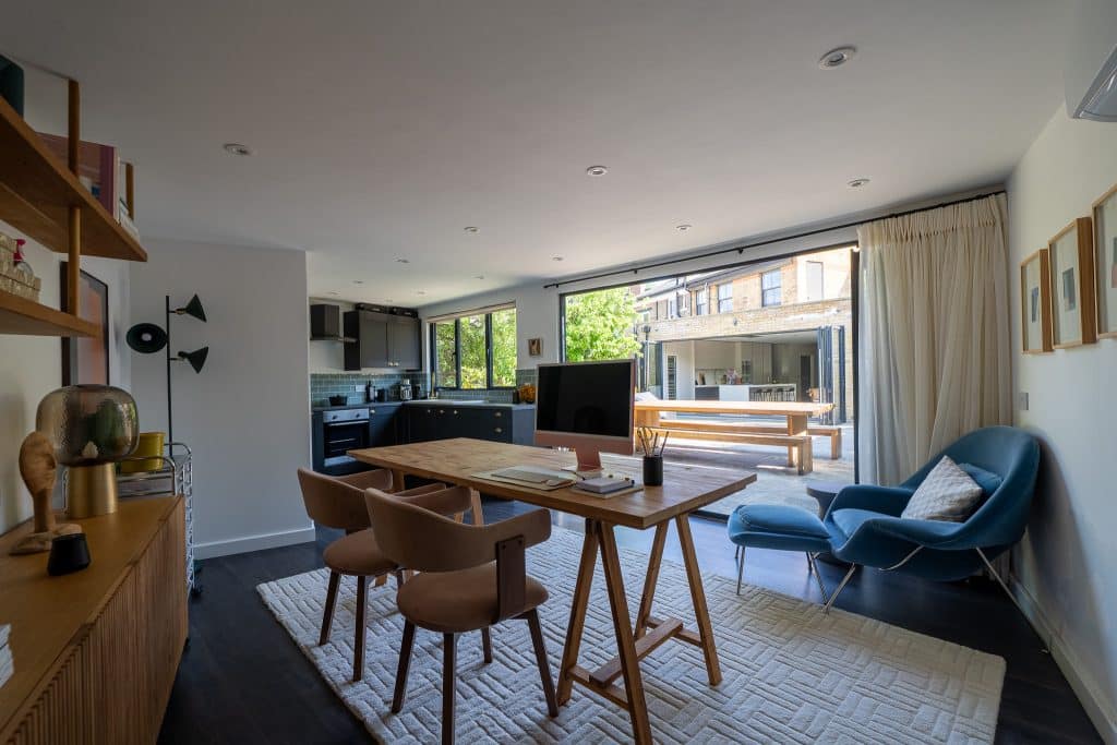 TURLEWRAY north location contemporary location house 01