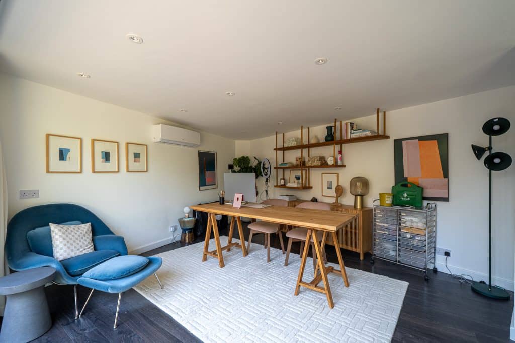 TURLEWRAY north location contemporary location house 02
