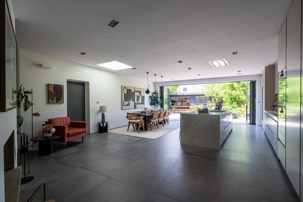 TURLEWRAY north location contemporary location house 05